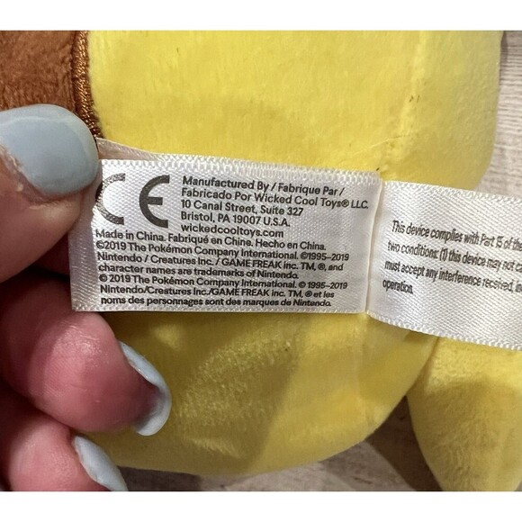 Pokemon Pikachu Light Up Talking 13” Plush Stuff Animal Toy WCT 2018 Works! - Picture 7 of 8